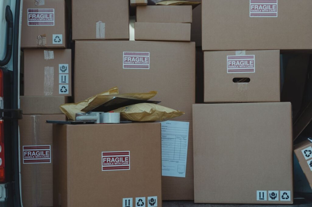 Amazon to hire 300,000 workers for seasonal jobs this year
