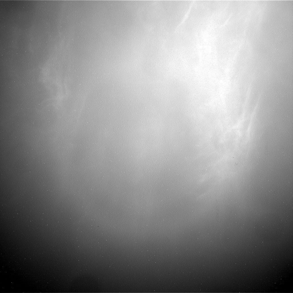 Curiosity rover captures clouds on Mars as new year begins