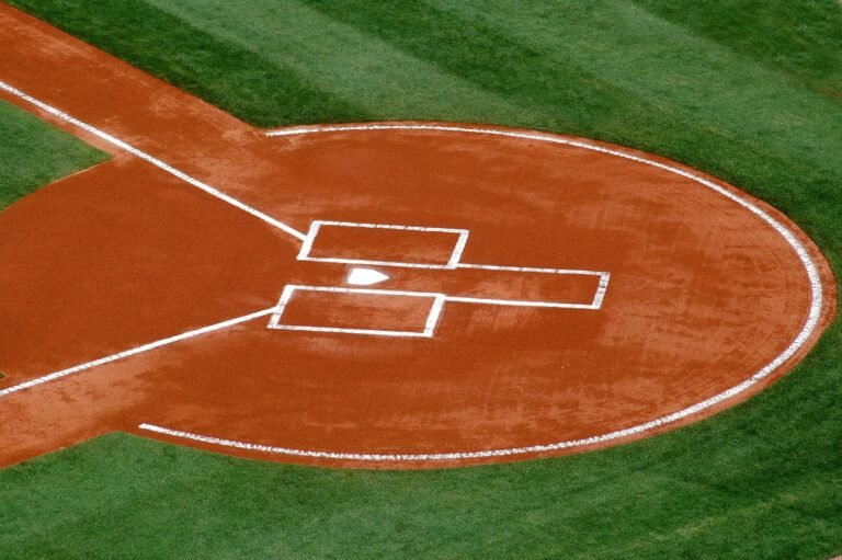 MLB qualifying offer for free agents rises to $23.15 million