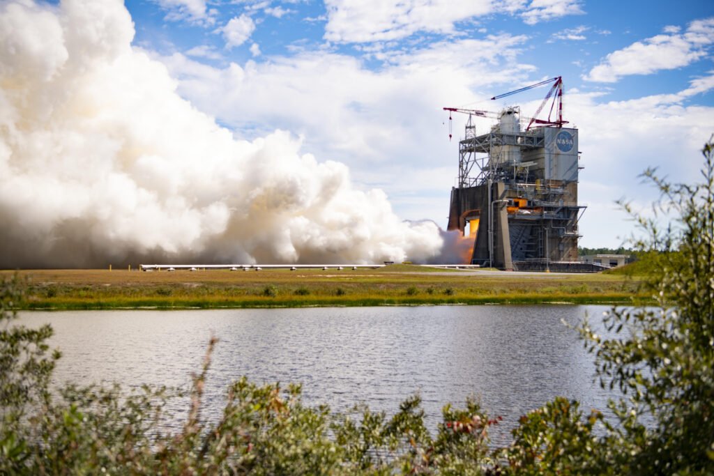 NASA tests RS-25 engine for future Artemis missions