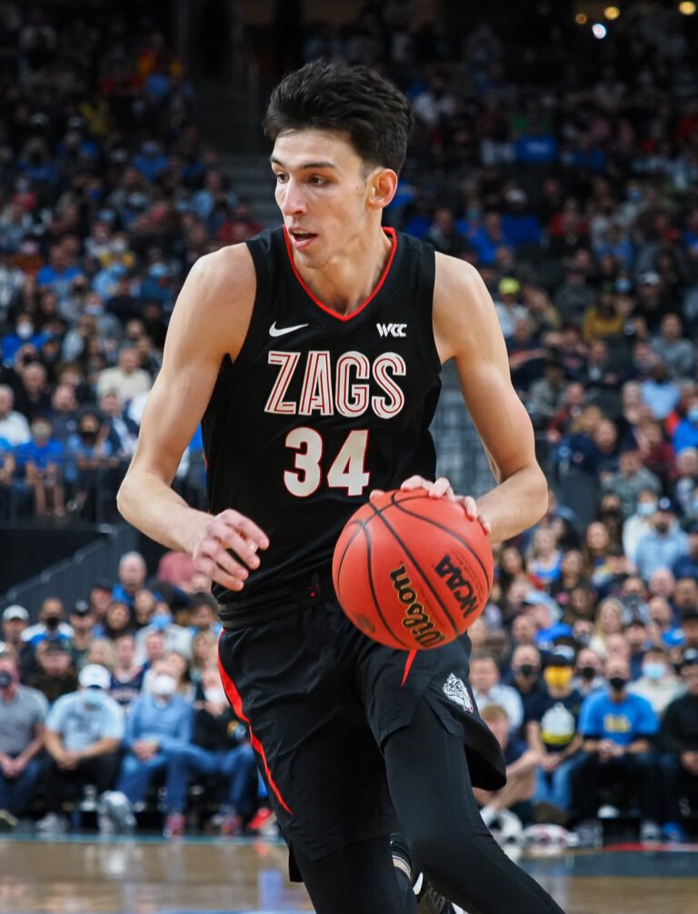 Thunder back Holmgren in scuffle and season-opening win over Spurs